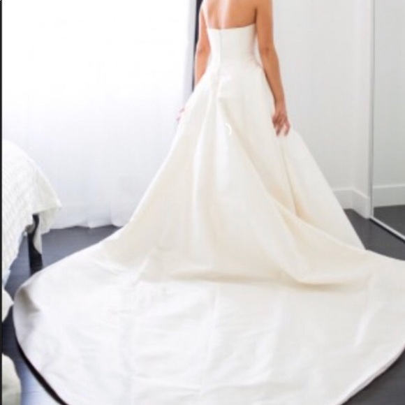 steven Khalil wedding gown - Picture 6 of 6